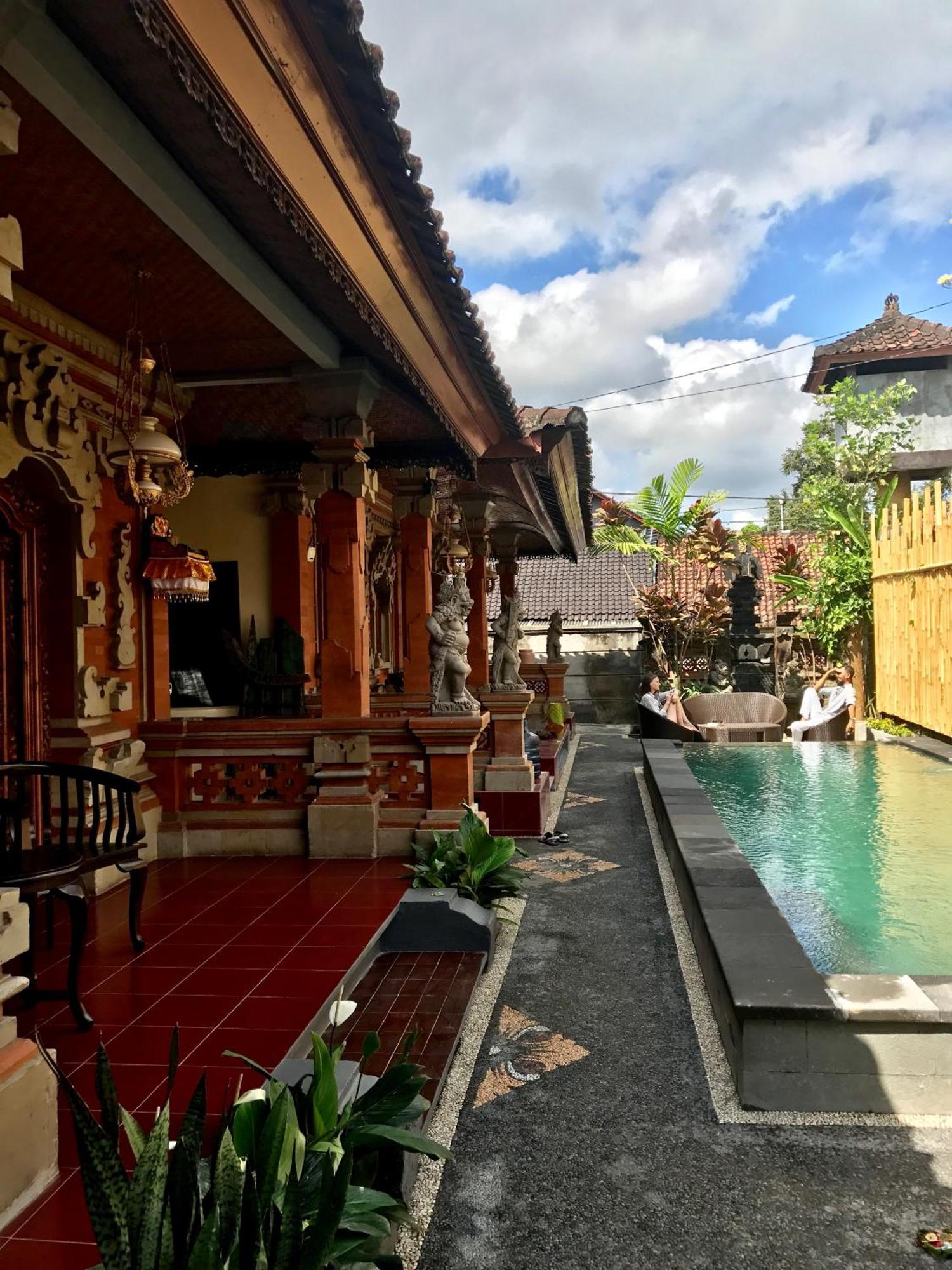 Inn Between Ubud Eksteriør billede